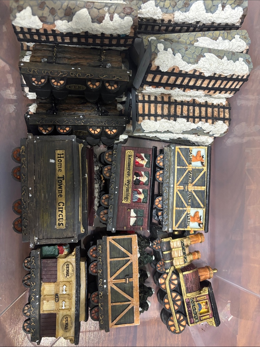 21-pc Home Towne Express Christmas Train 1998 JC Penney Train & Track